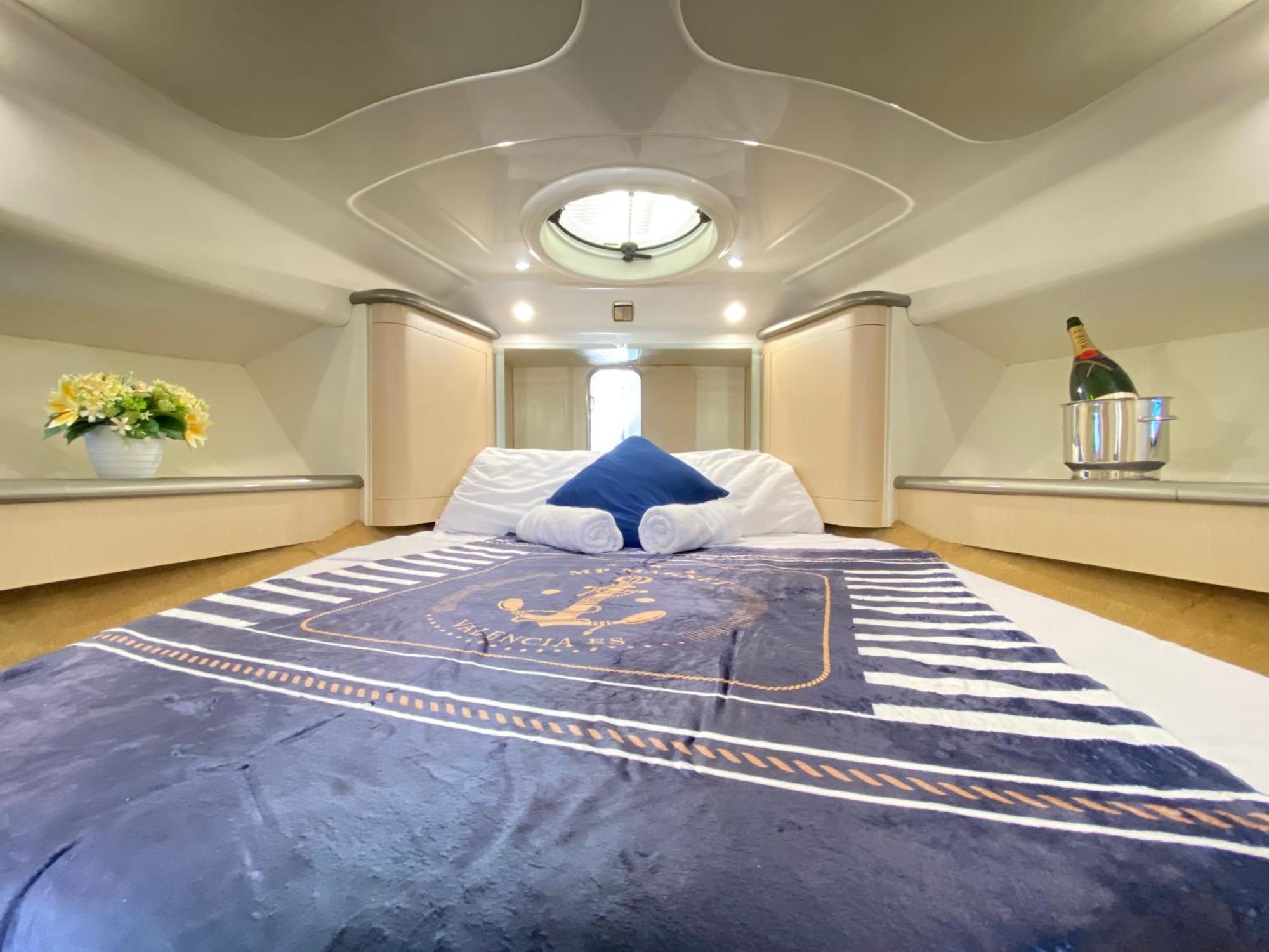 The Valencia Yacht Experience Hotel Ngoại thất bức ảnh