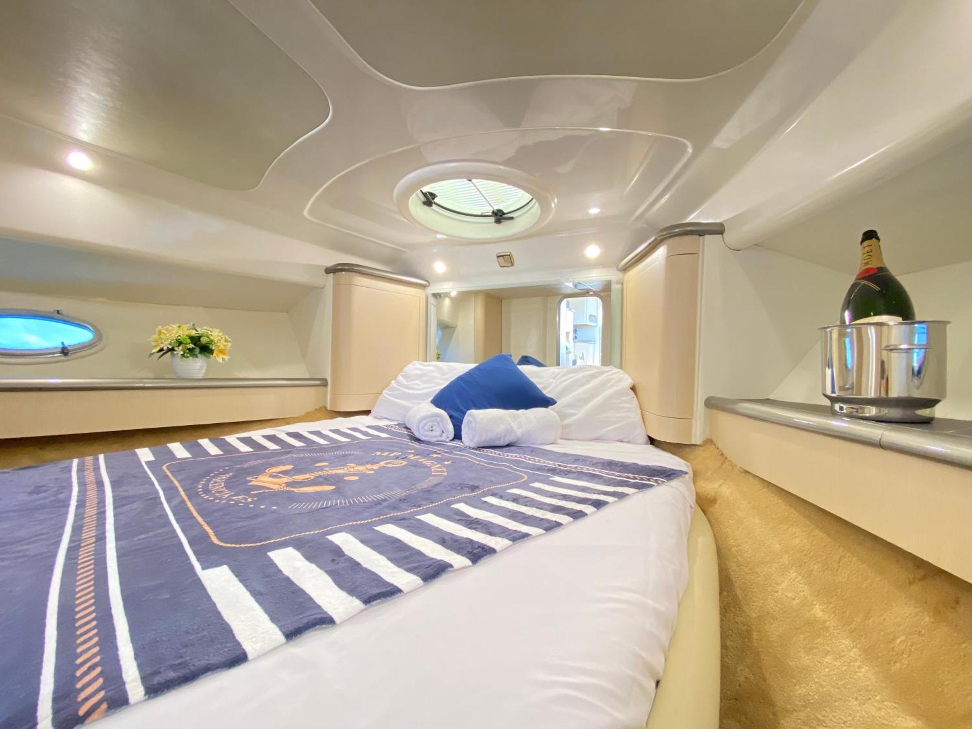 The Valencia Yacht Experience Hotel Ngoại thất bức ảnh