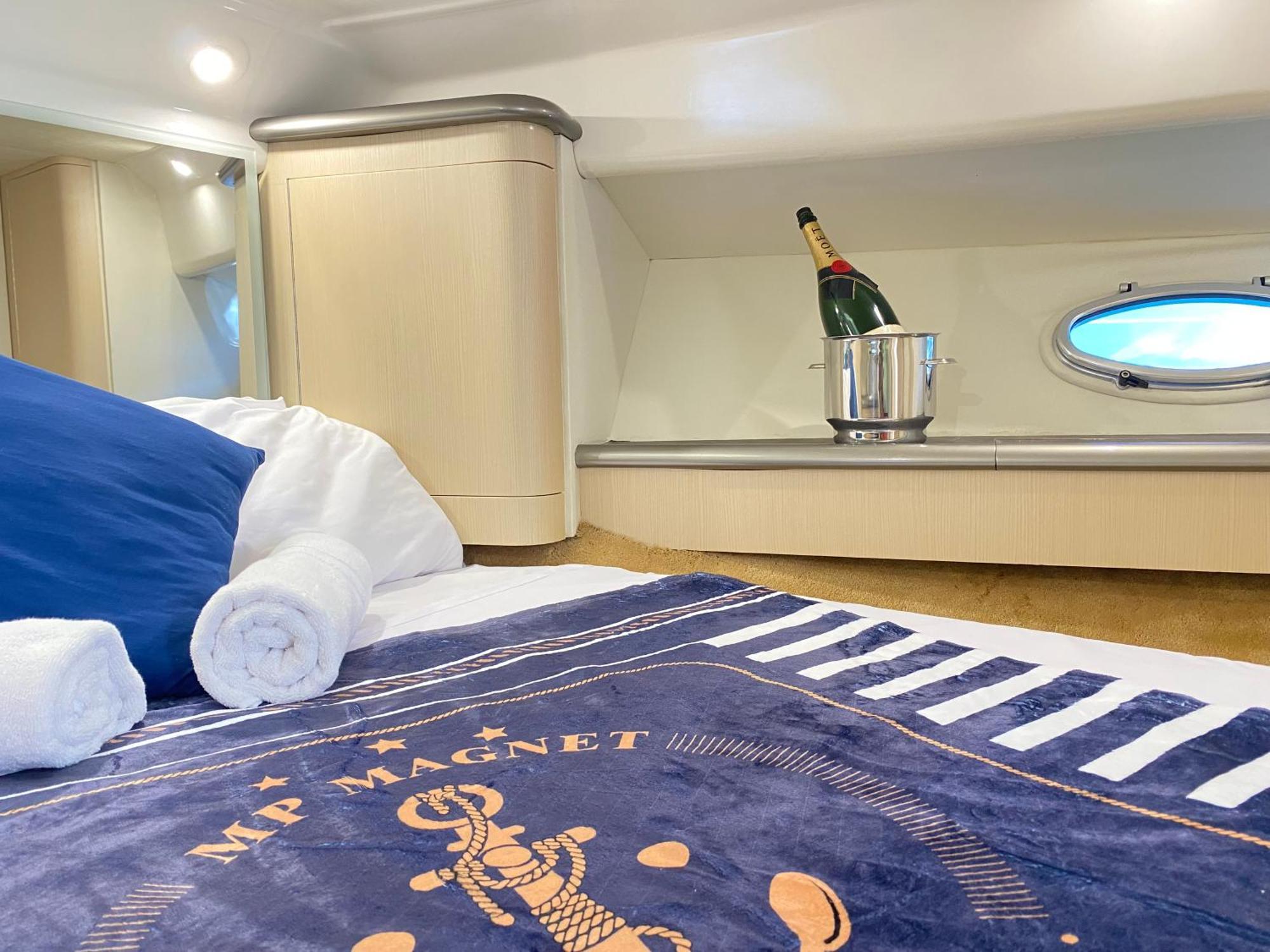 The Valencia Yacht Experience Hotel Ngoại thất bức ảnh